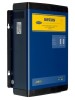 Vetus Invertör. Saf sinus dalga çıkışlı invertör, 12 Volt DC’yi, herhangi bir elektrikli veya elektronik cihazı çalıştırmak için gerekli 230 V AC’ye dönüştürür.